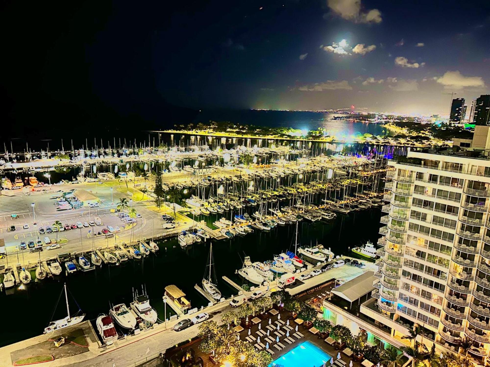 Waikiki Beach Experience! Luxury Oceanview Suite! Honolulu Ngoại thất bức ảnh