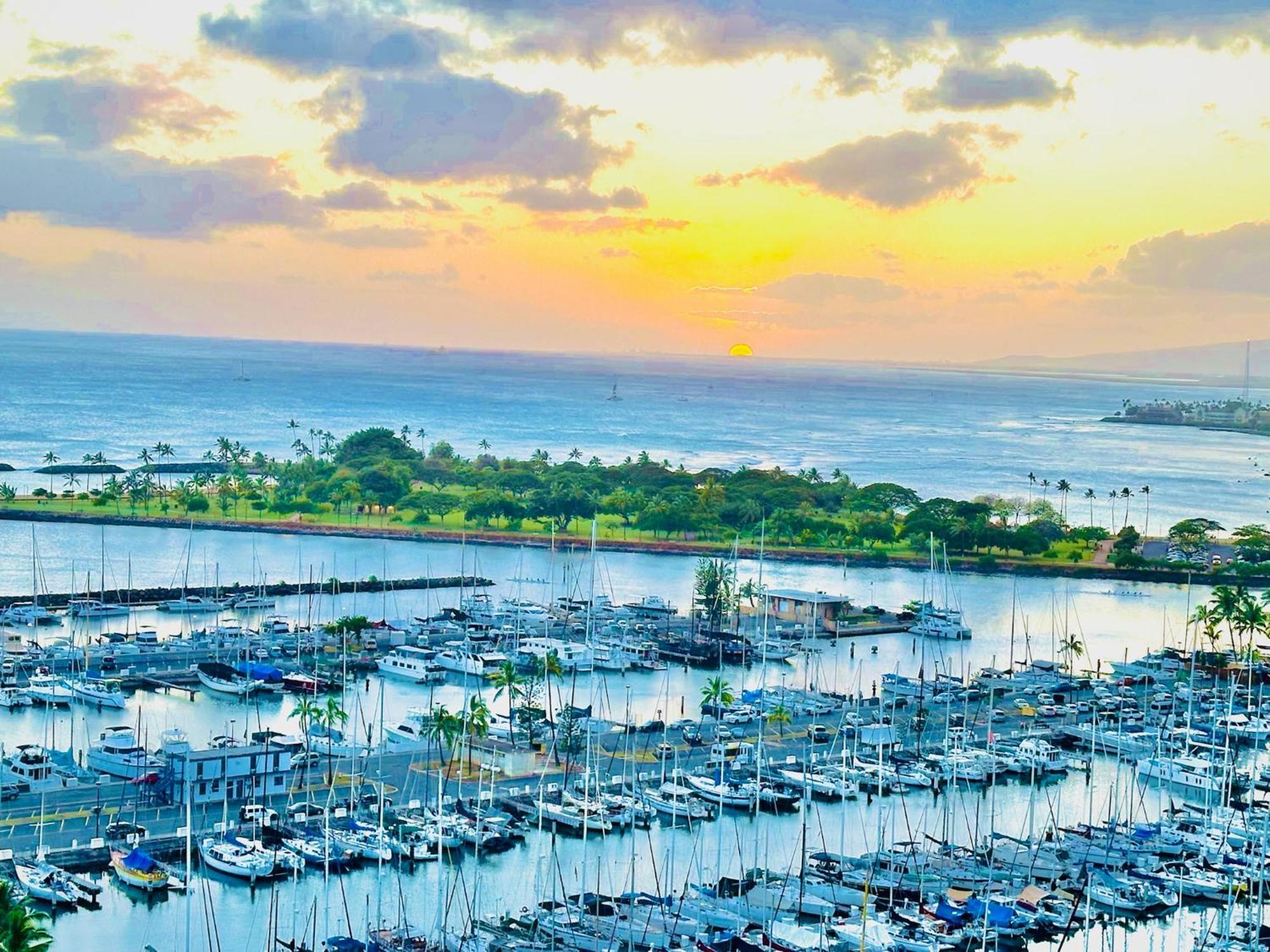 Waikiki Beach Experience! Luxury Oceanview Suite! Honolulu Ngoại thất bức ảnh